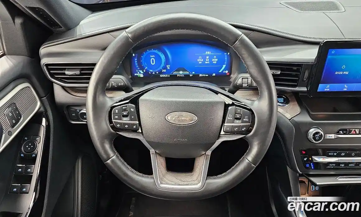 Ford Explorer 2022 3.0 гидро в Москве № 1550406, фото 13