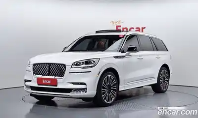 Lincoln Aviator, 2023