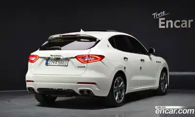 Maserati Levante 2017 3.0 гидро в Москве № 1550870, миниатюра 2