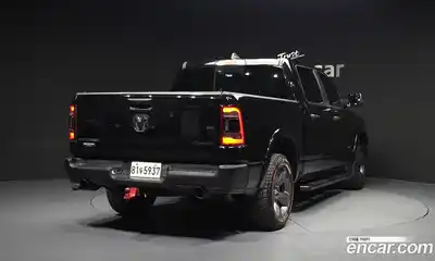 Dodge Ram Pick Up 2020 5.7 гидро в Москве № 1551639, миниатюра 2