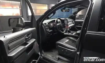 Dodge Ram Pick Up 2020 5.7 гидро в Москве № 1551639, миниатюра 10