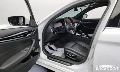 BMW 5-Series 2022 2.0 гидро в Москве № 157035, миниатюра 10