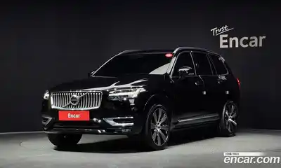 Volvo XC90, 2022