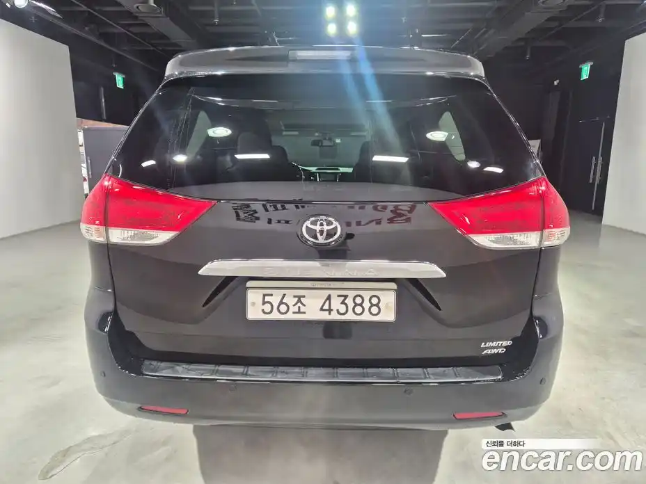 Toyota Sienna 2013 3.5 гидро в Москве № 170338, фото 6
