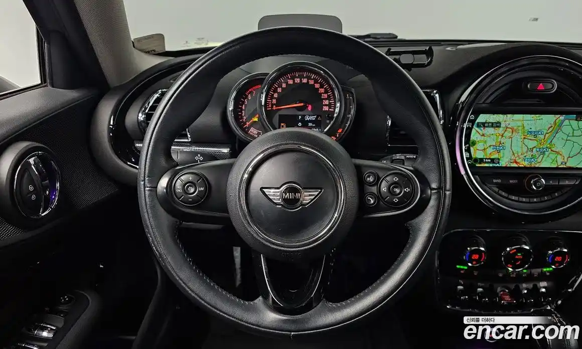 Mini Clubman 2017 1.5 гидро в Москве № 183382, фото 13