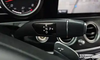 Mercedes-Benz E-Class 2017 2.0 гидро в Москве № 195179, миниатюра 9