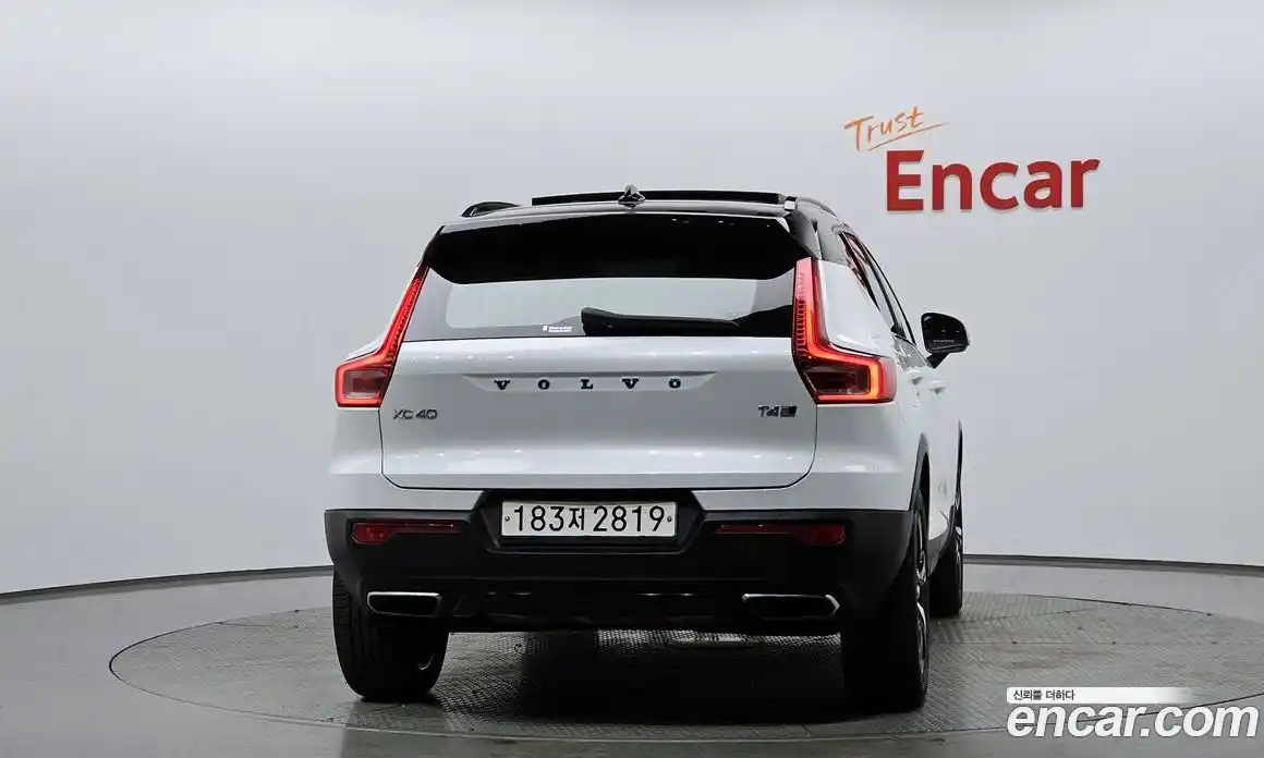 Volvo XC40 2020 2.0 гидро в Москве № 196932, фото 4