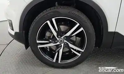 Volvo XC40 2020 2.0 гидро в Москве № 196932, миниатюра 5