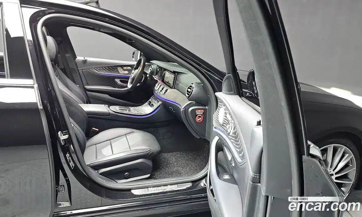 Mercedes-Benz E-Class 2022 2.0 гидро, фото 11