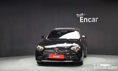 Mercedes-Benz E-Class 2022 2.0 гидро, миниатюра 3