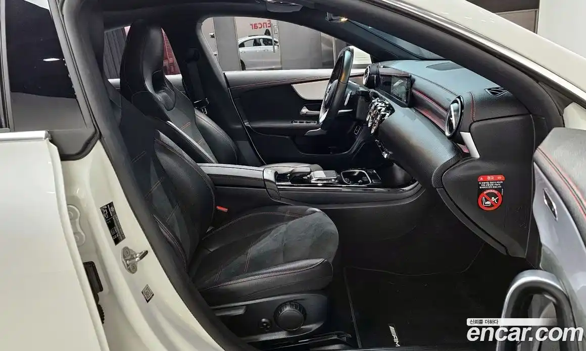 Mercedes-Benz CLA-Class 2022 2.0 гидро в Москве № 218749, фото 10
