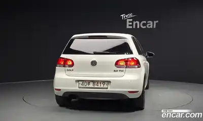 Volkswagen Golf 2010 2.0 гидро в Москве № 232178, миниатюра 4