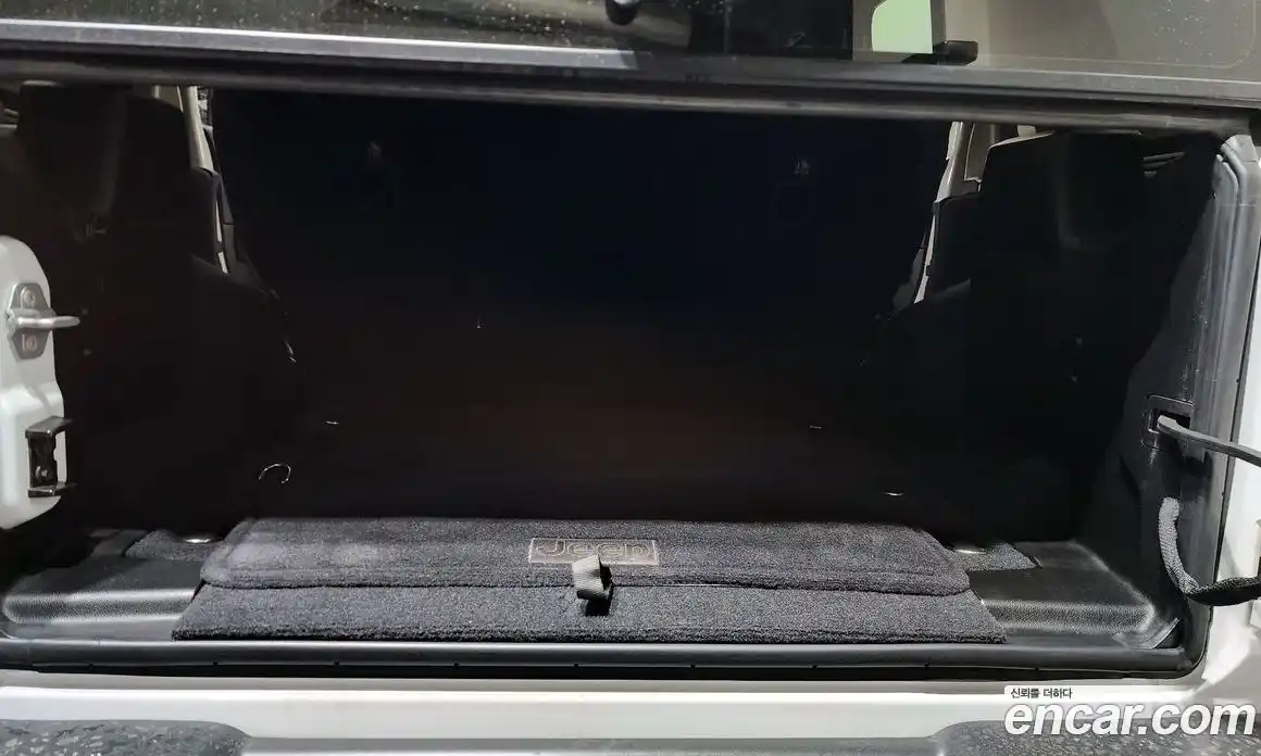 Jeep Wrangler 2018 2.0 гидро в Москве № 232741, фото 20