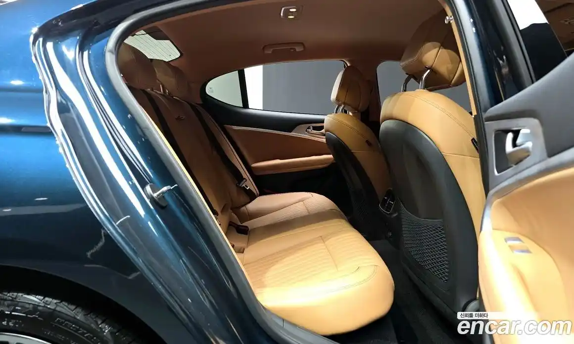 Genesis G70 2022 2.0 гидро в Москве № 24373, фото 12
