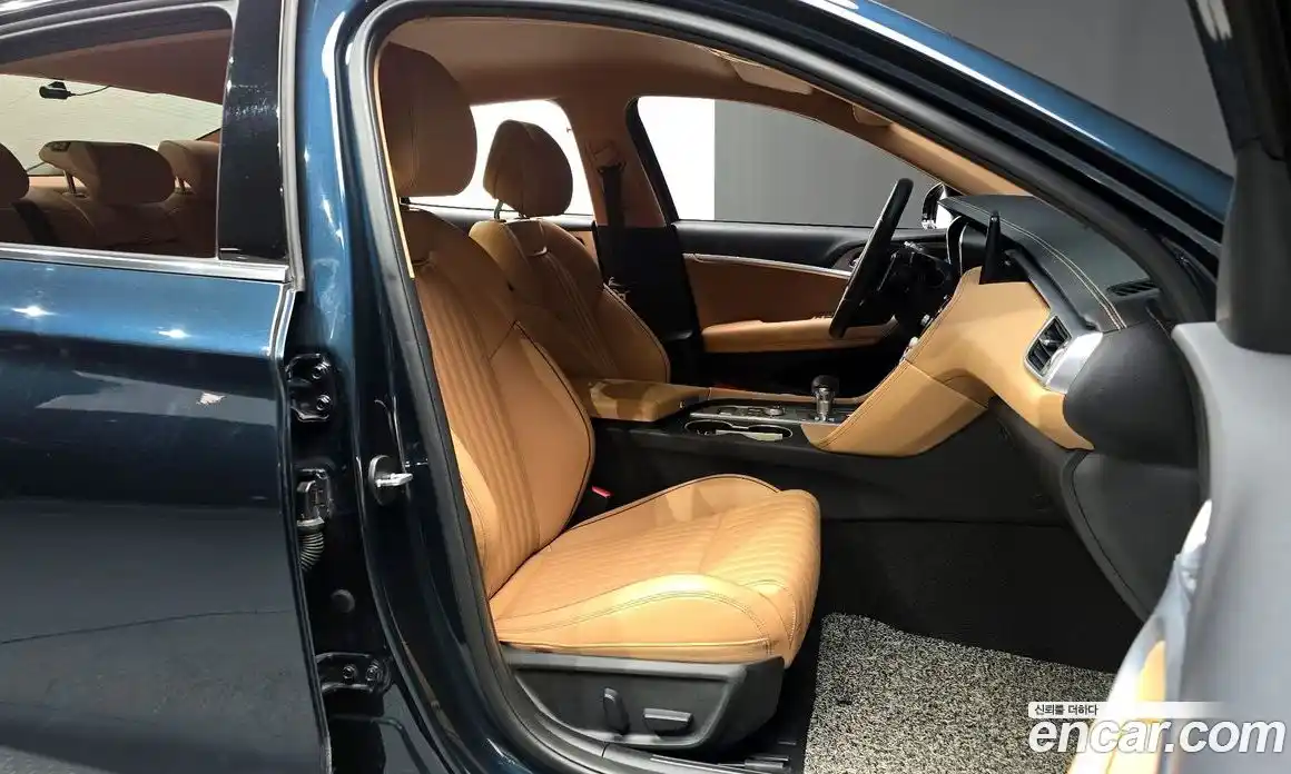Genesis G70 2022 2.0 гидро в Москве № 24373, фото 10