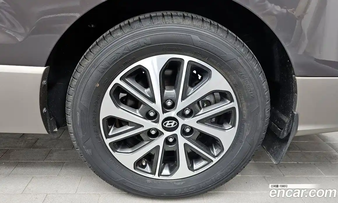 Hyundai Starex 2019 2.5 гидро в Москве, фото 5