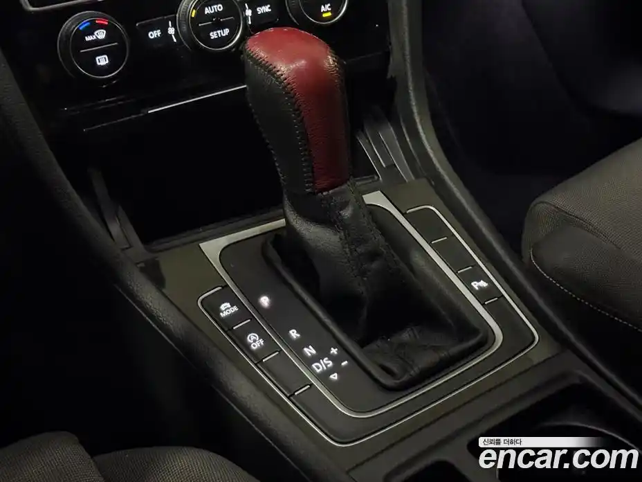Volkswagen Golf 2014 1.4 гидро в Москве № 1424063, фото 9
