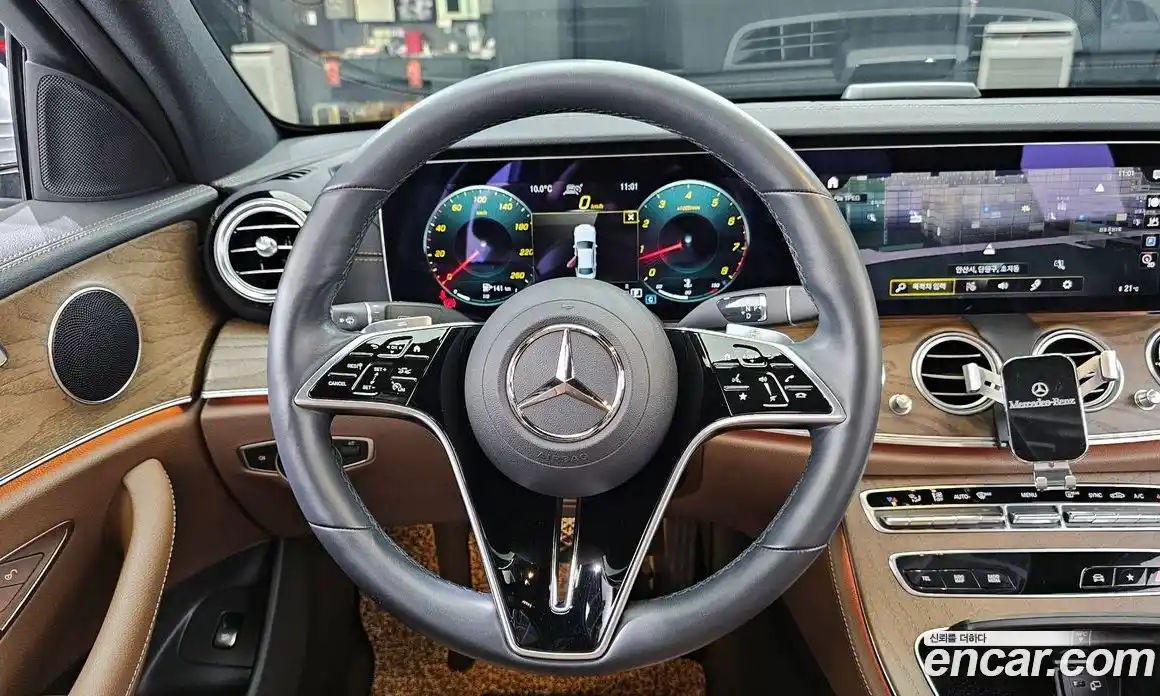 Mercedes-Benz E-Class 2022 2.0 гидро в Москве, фото 13