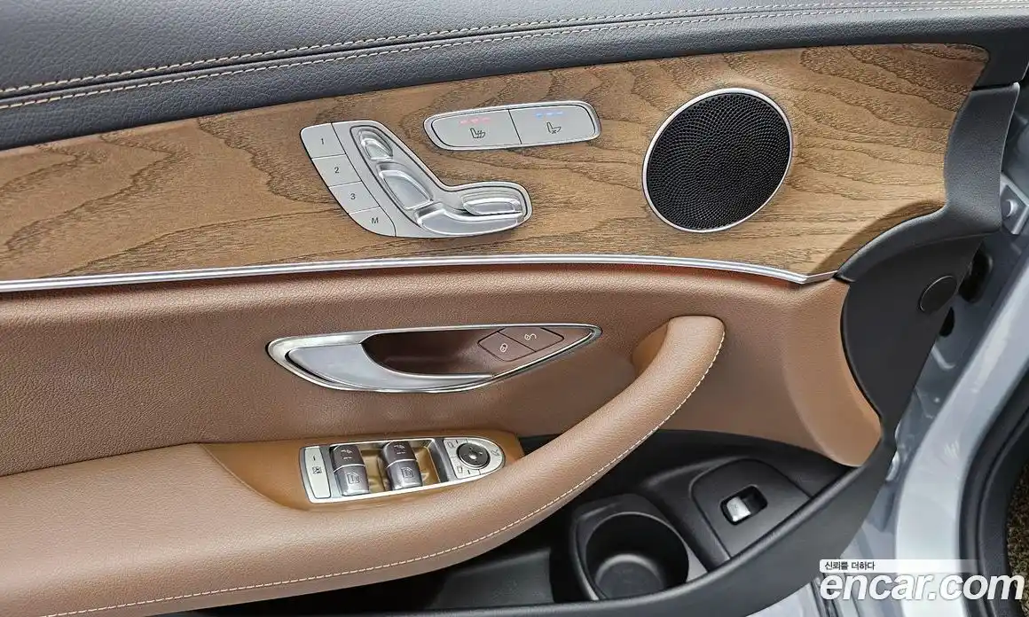 Mercedes-Benz E-Class 2022 2.0 гидро в Москве, фото 14