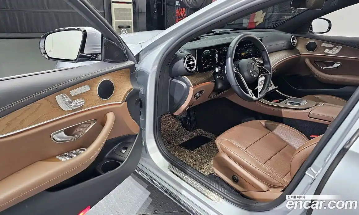 Mercedes-Benz E-Class 2022 2.0 гидро в Москве, фото 10