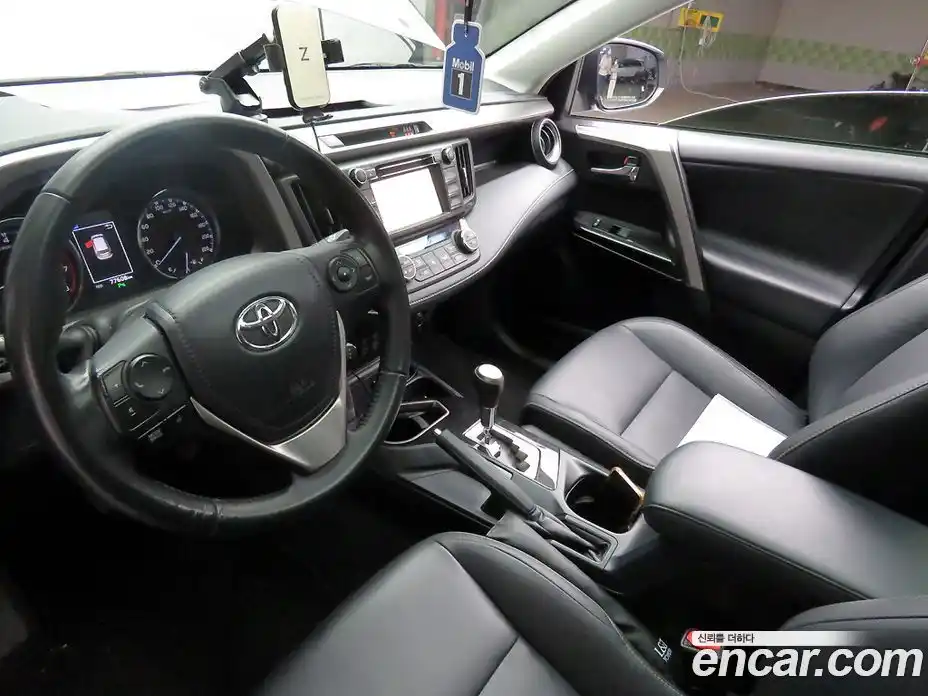 Toyota RAV4 2018 2.5 гидро в Москве № 1477161, фото 7