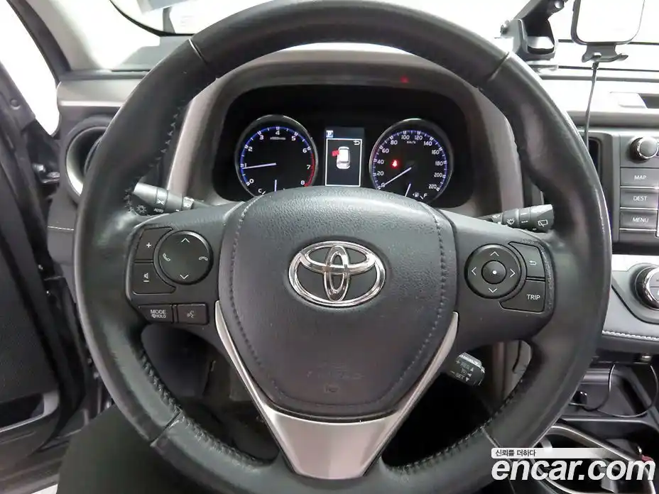 Toyota RAV4 2018 2.5 гидро в Москве № 1477161, фото 8