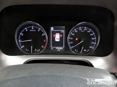 Toyota RAV4 2018 2.5 гидро в Москве № 1477161, миниатюра 9