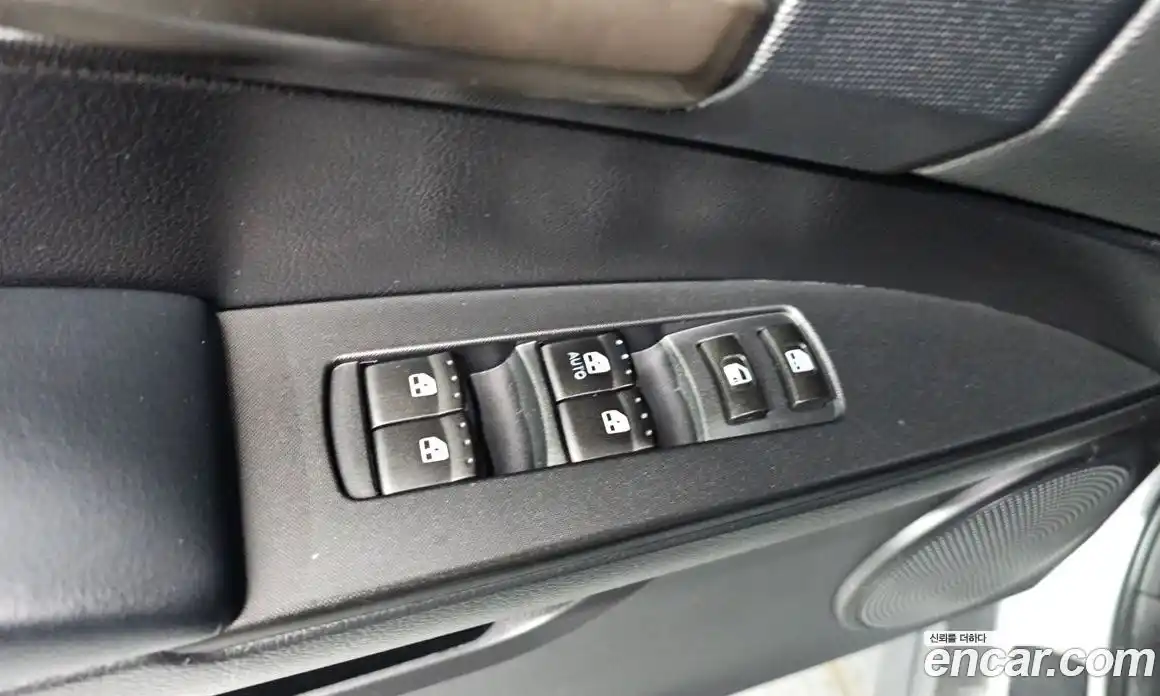 SsangYong Korando 2012 2.0 гидро в Москве № 1540192, фото 18