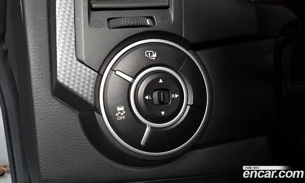 SsangYong Korando 2015 2.0 гидро в Москве № 1540622, фото 16