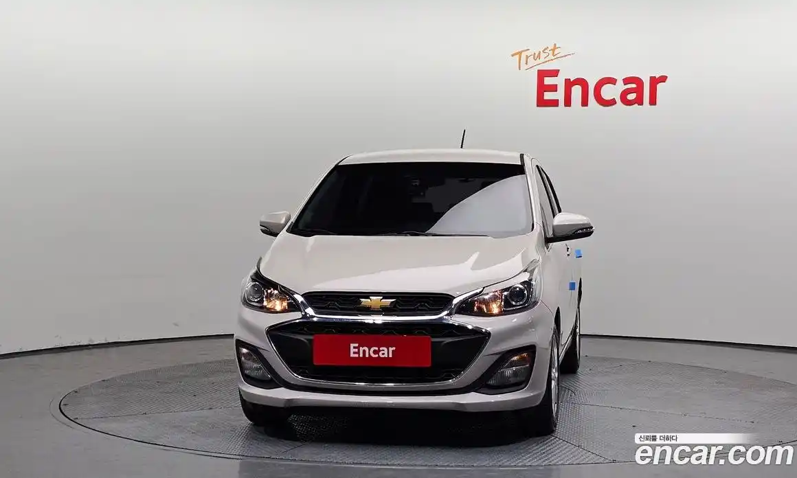 Chevrolet Spark 2018 1.0 гидро в Москве, фото 3