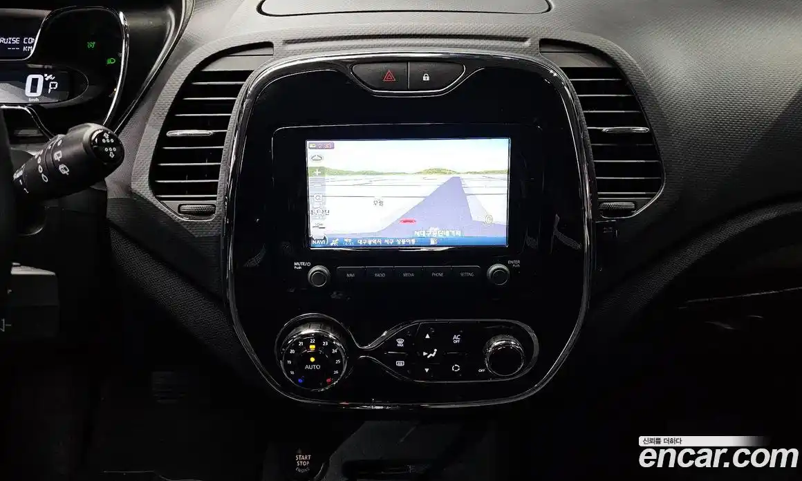 Renault QM3 2014 1.5 гидро в Москве № 1543367, фото 19