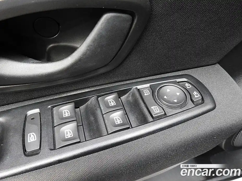 Renault SM3 2015 1.6 гидро в Москве № 1543902, фото 15