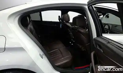 BMW 5-Series 2018 2.0 гидро в Москве № 1544653, миниатюра 11