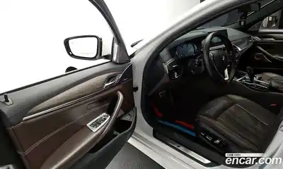 BMW 5-Series 2018 2.0 гидро в Москве № 1544653, миниатюра 10