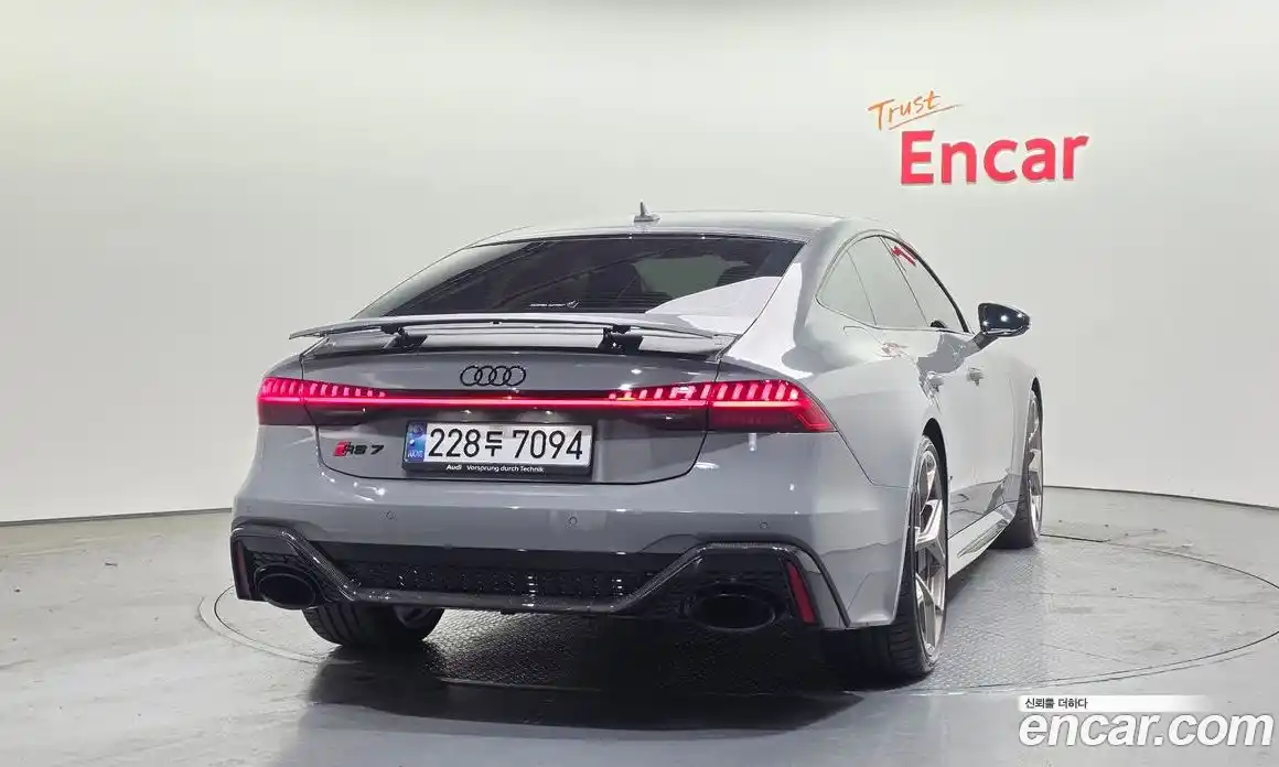Audi RS7 2025 4.0 гидро в Москве № 1545834, фото 4