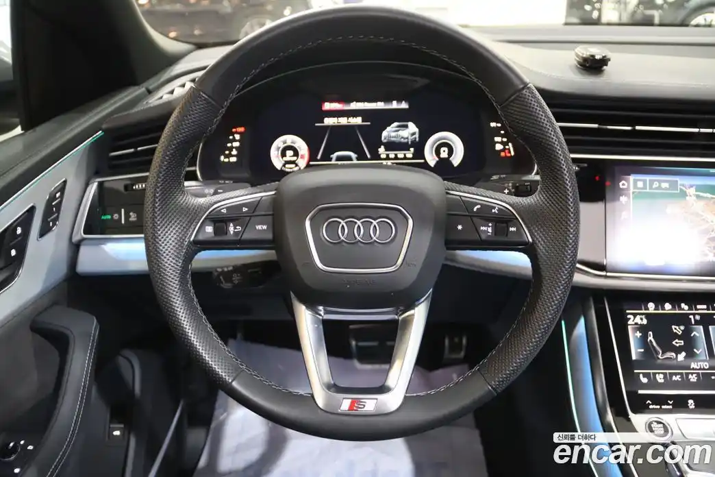 Audi Q8 2021 3.0 гидро в Москве № 1546616, фото 17