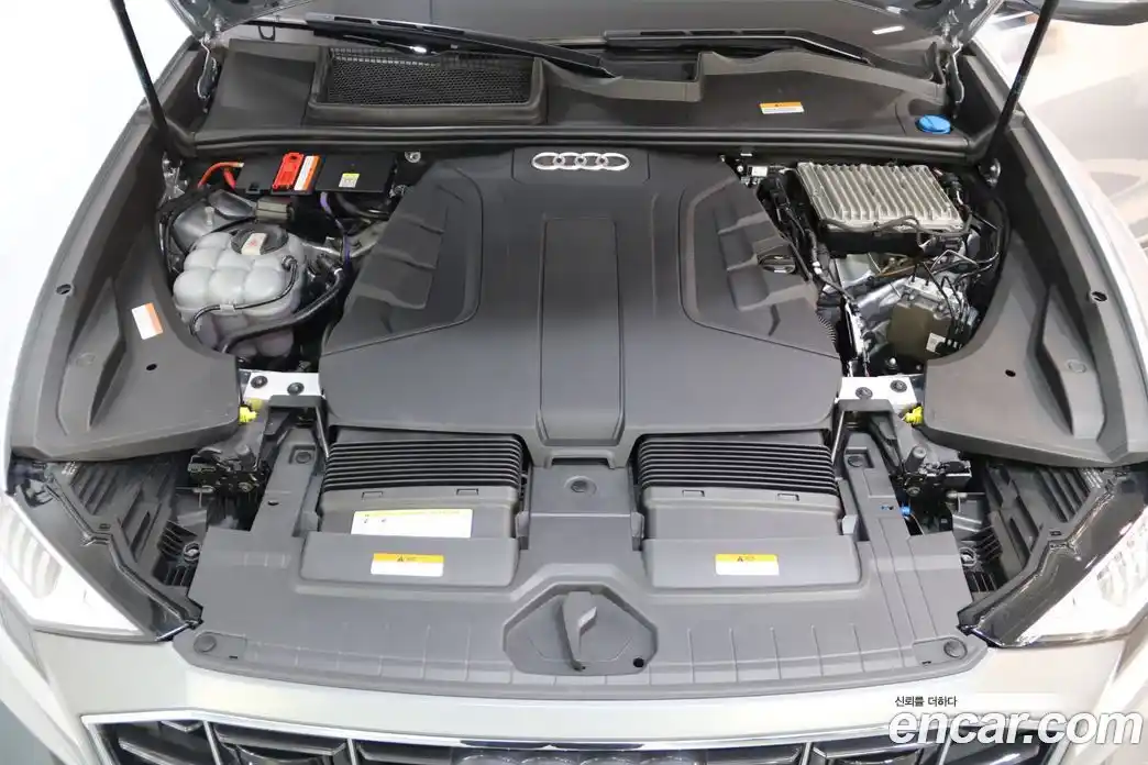 Audi Q8 2021 3.0 гидро в Москве № 1546616, фото 6
