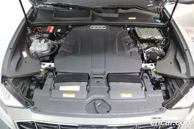 Audi Q8 2021 3.0 гидро в Москве № 1546616, миниатюра 6