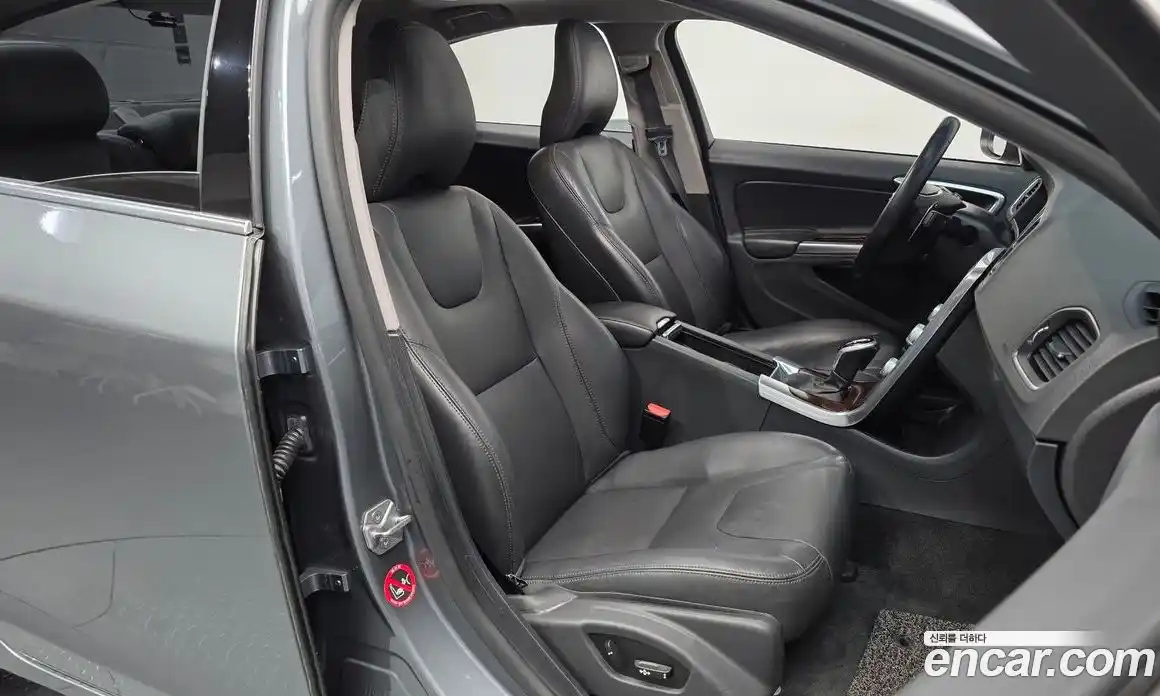 Volvo S60 2018 2.0 гидро в Москве № 1546978, фото 12