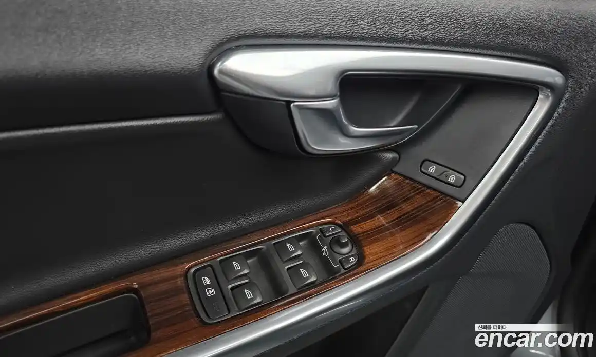 Volvo S60 2018 2.0 гидро в Москве № 1546978, фото 14