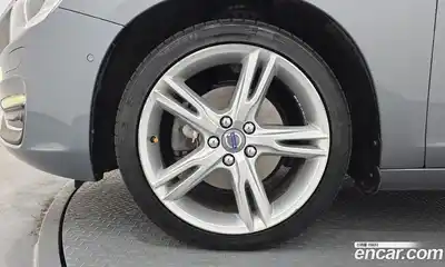 Volvo S60 2018 2.0 гидро в Москве № 1546978, миниатюра 5