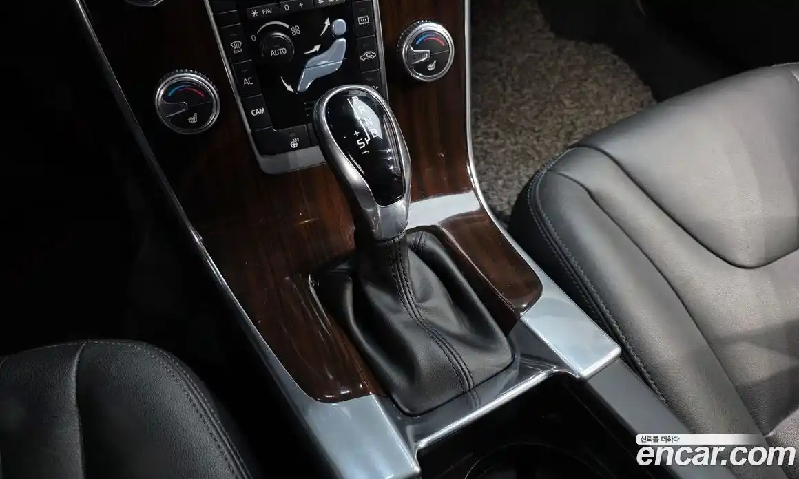 Volvo S60 2018 2.0 гидро в Москве № 1546978, фото 9