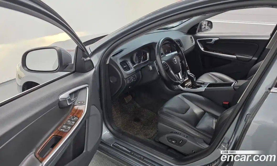Volvo S60 2018 2.0 гидро в Москве № 1546978, фото 10