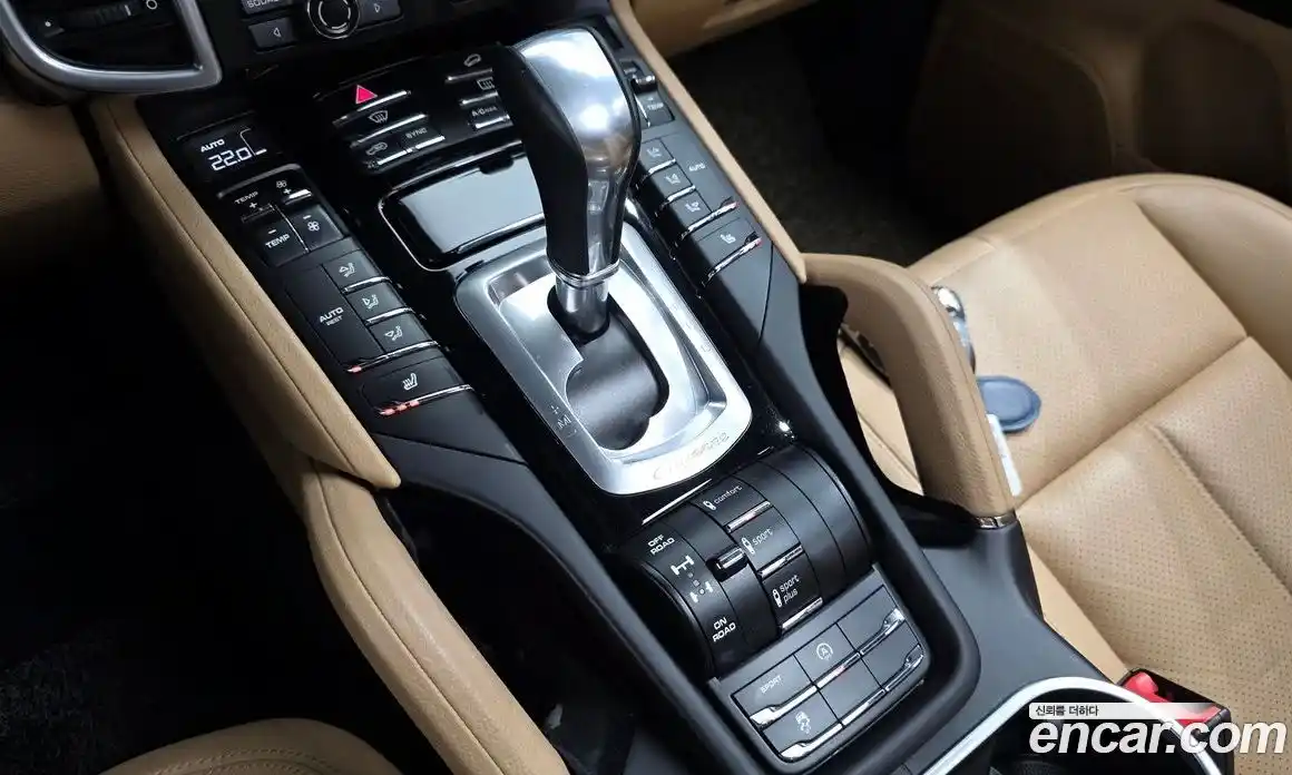Porsche Cayenne 2016 3.0 гидро в Москве № 1547262, фото 9