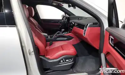 Porsche Cayenne 2019 3.0 гидро в Москве № 1547296, миниатюра 11