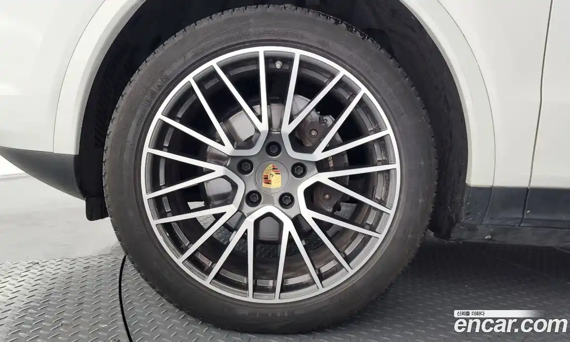 Porsche Cayenne 2019 3.0 гидро в Москве № 1547296, фото 5