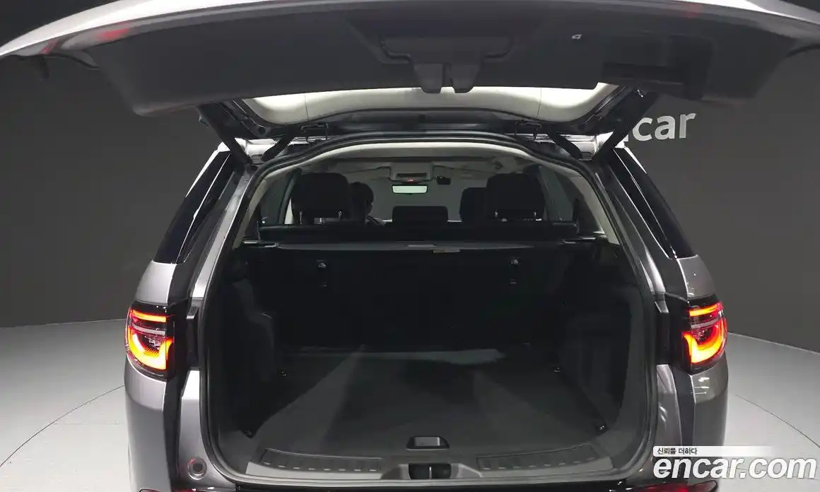 Land Rover Discovery Sport 2025 2.0 гидро в Москве № 1547458, фото 20