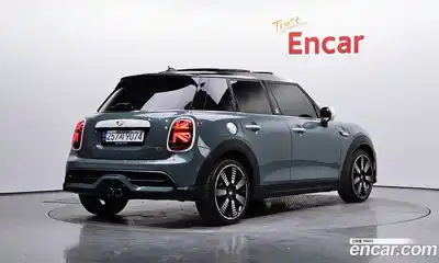 Mini Cooper 2023 2.0 гидро в Москве № 1548146, миниатюра 2