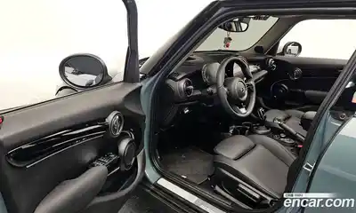 Mini Cooper 2023 2.0 гидро в Москве № 1548146, миниатюра 10