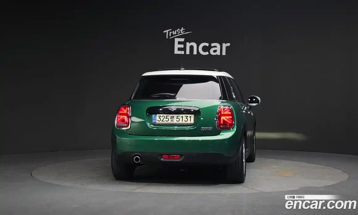Mini Cooper 2021 1.5 гидро в Москве № 1548427, фото 4